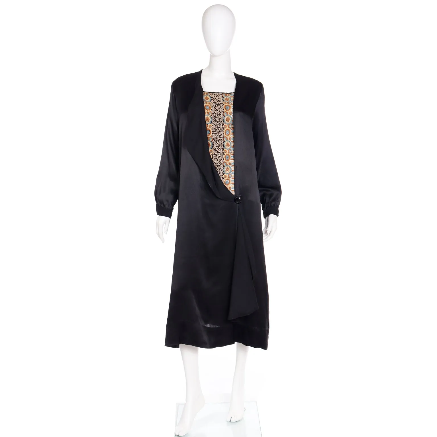 1920s Black Silk Flapper Dress With Intricate Couching Hand Embroidery