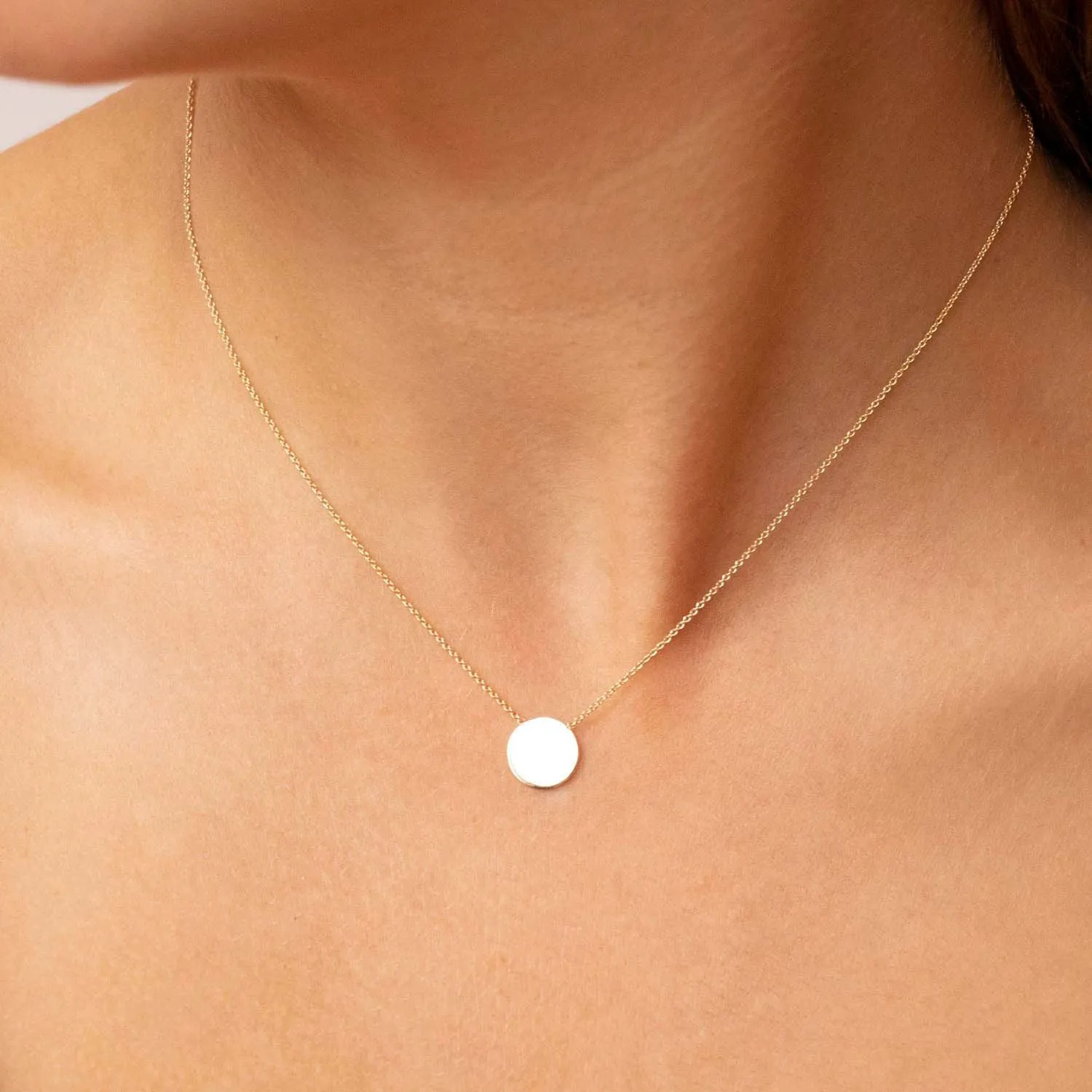 9K Yellow Gold Solid Disc Necklace 41 2cm