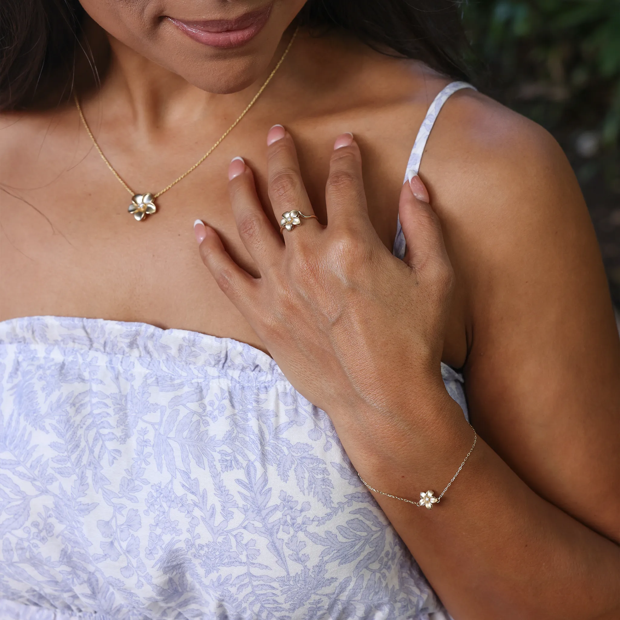 Adjustable Plumeria Bracelet in Gold with Diamond - 9mm - Size 7-7.5"