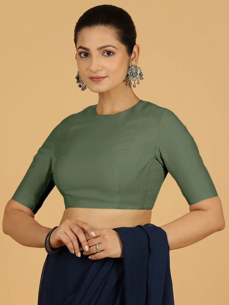 Amisha x Rozaana | Elbow Sleeves Saree Blouse in Hunter Green