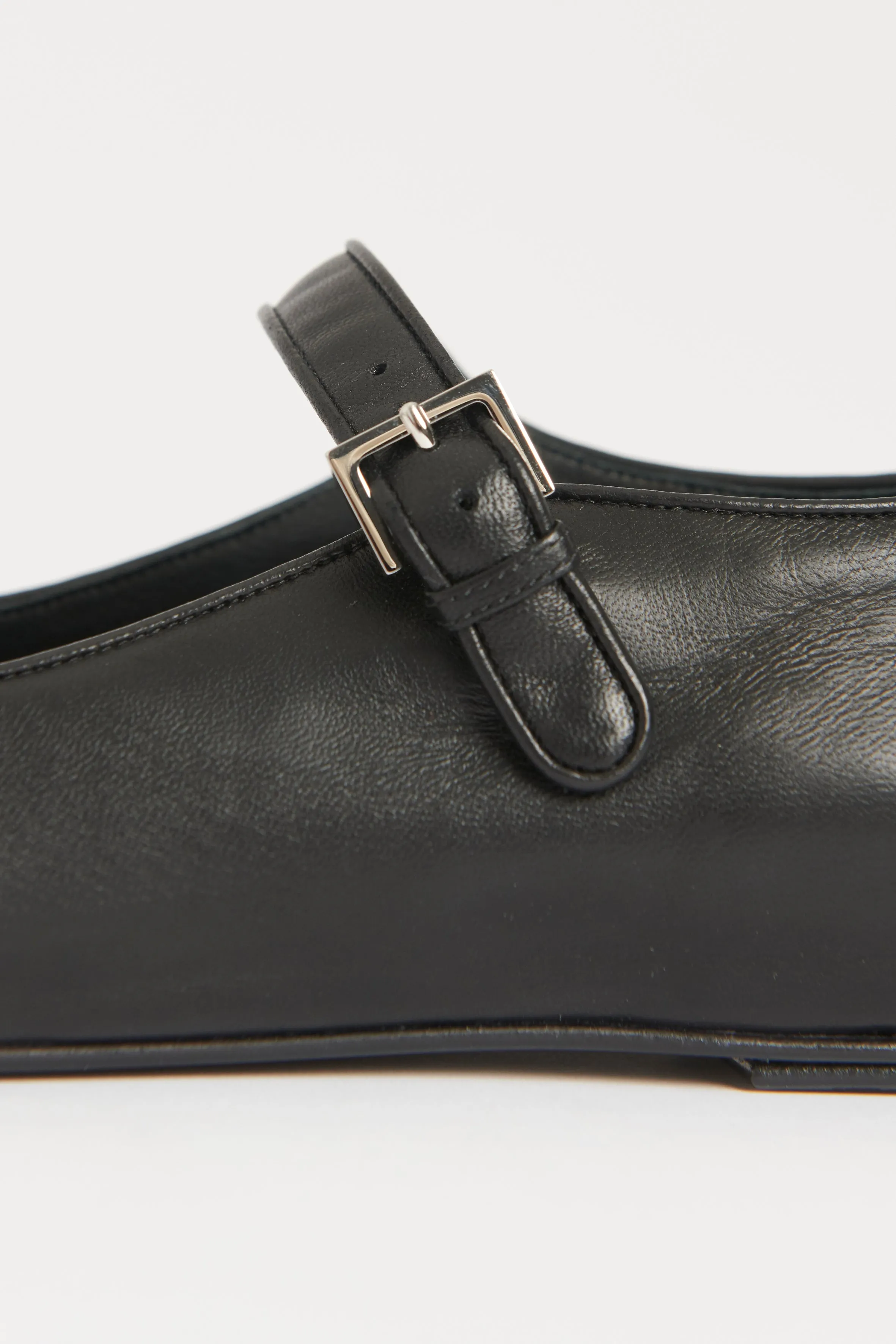 Black Leather Preowned Ava Ballet Flats