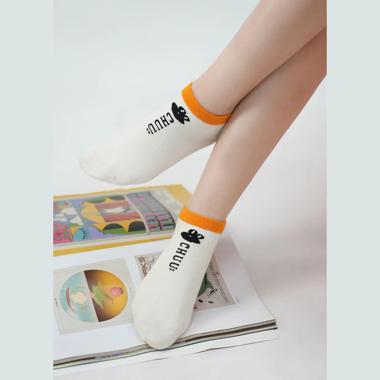 Chuu Lettering Colored Ankle Socks