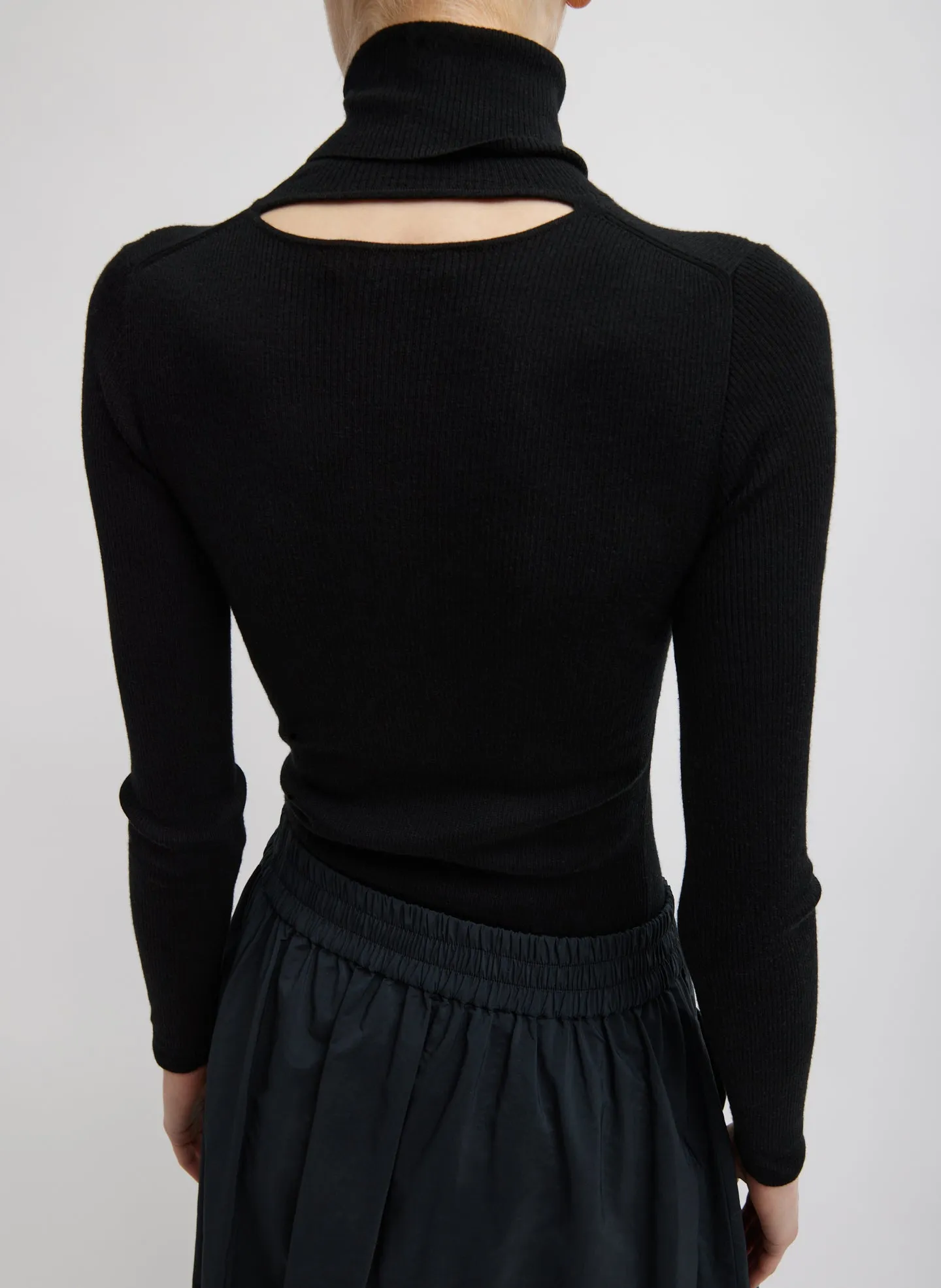 Feather Weight Ribbed Sweater Turtle Neck Pullover