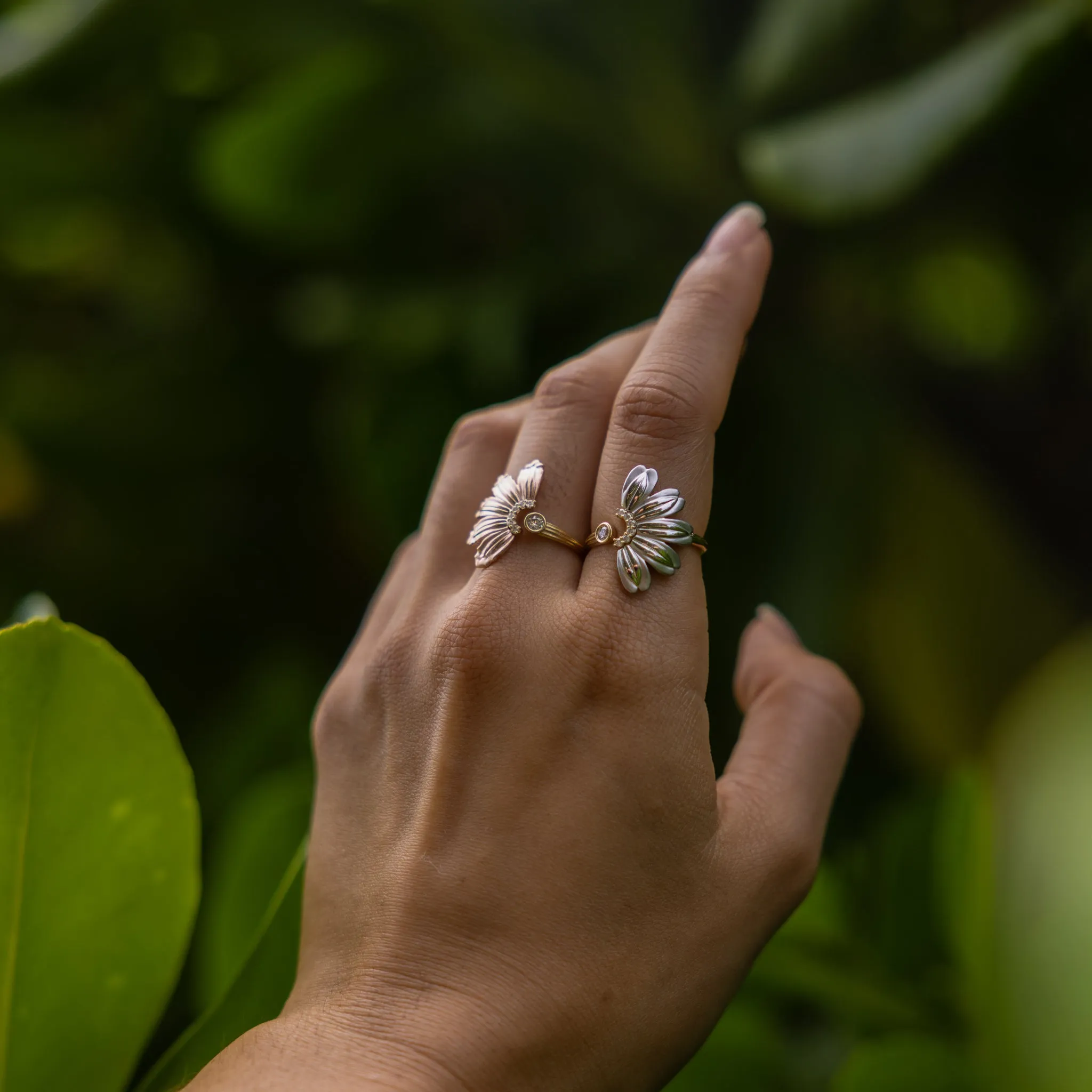 Mountain Naupaka Ring in Two Tone Gold with Diamonds