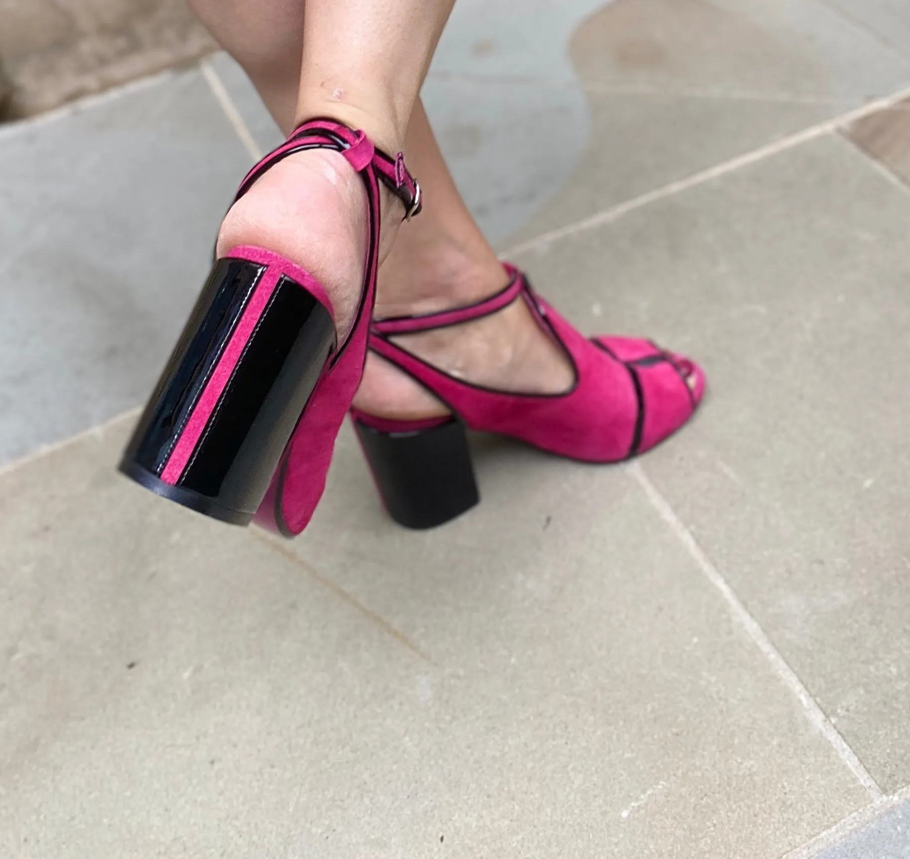 Nuages - Fuchsia/Black platform heel