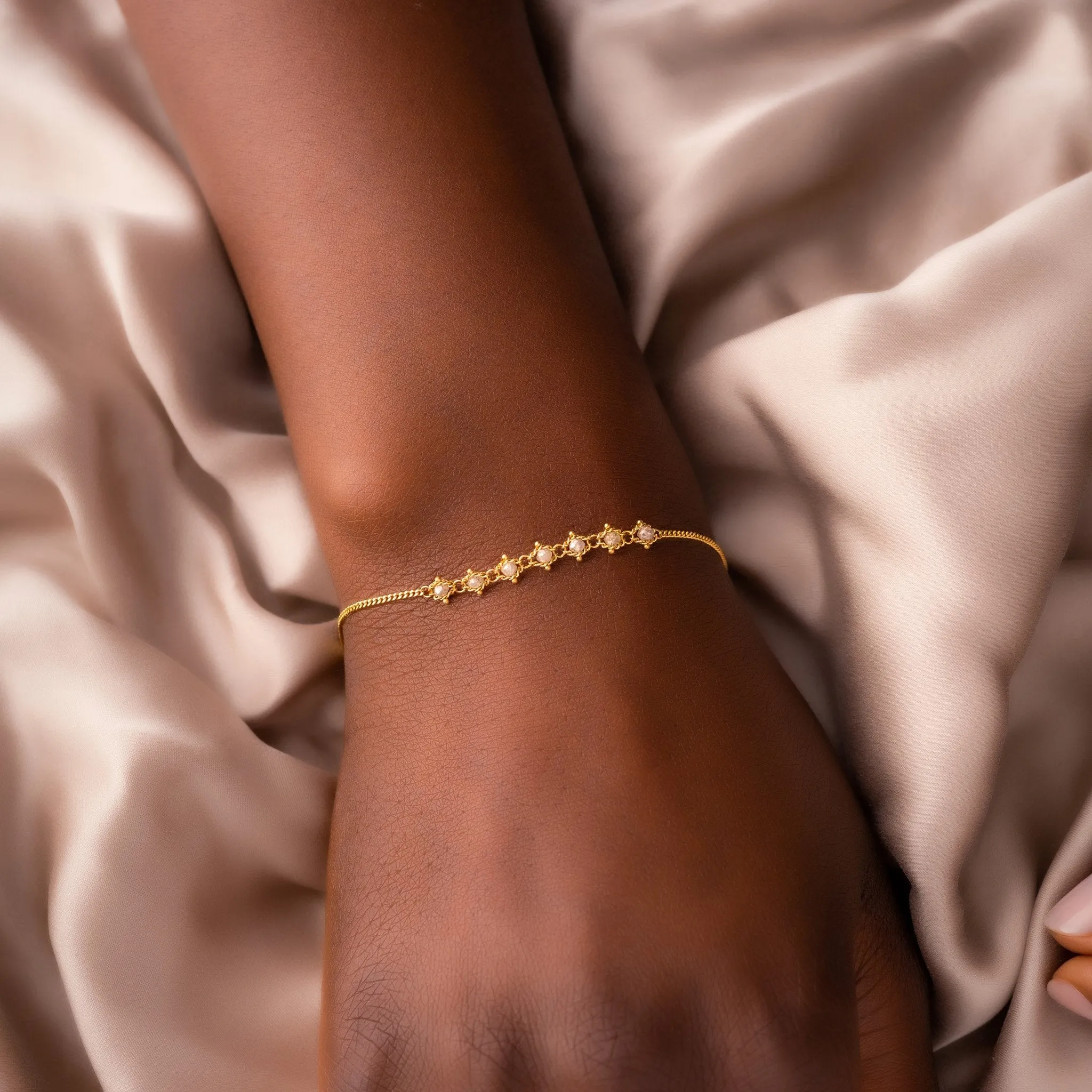 Petite Textile Bracelet in Silver Diamond