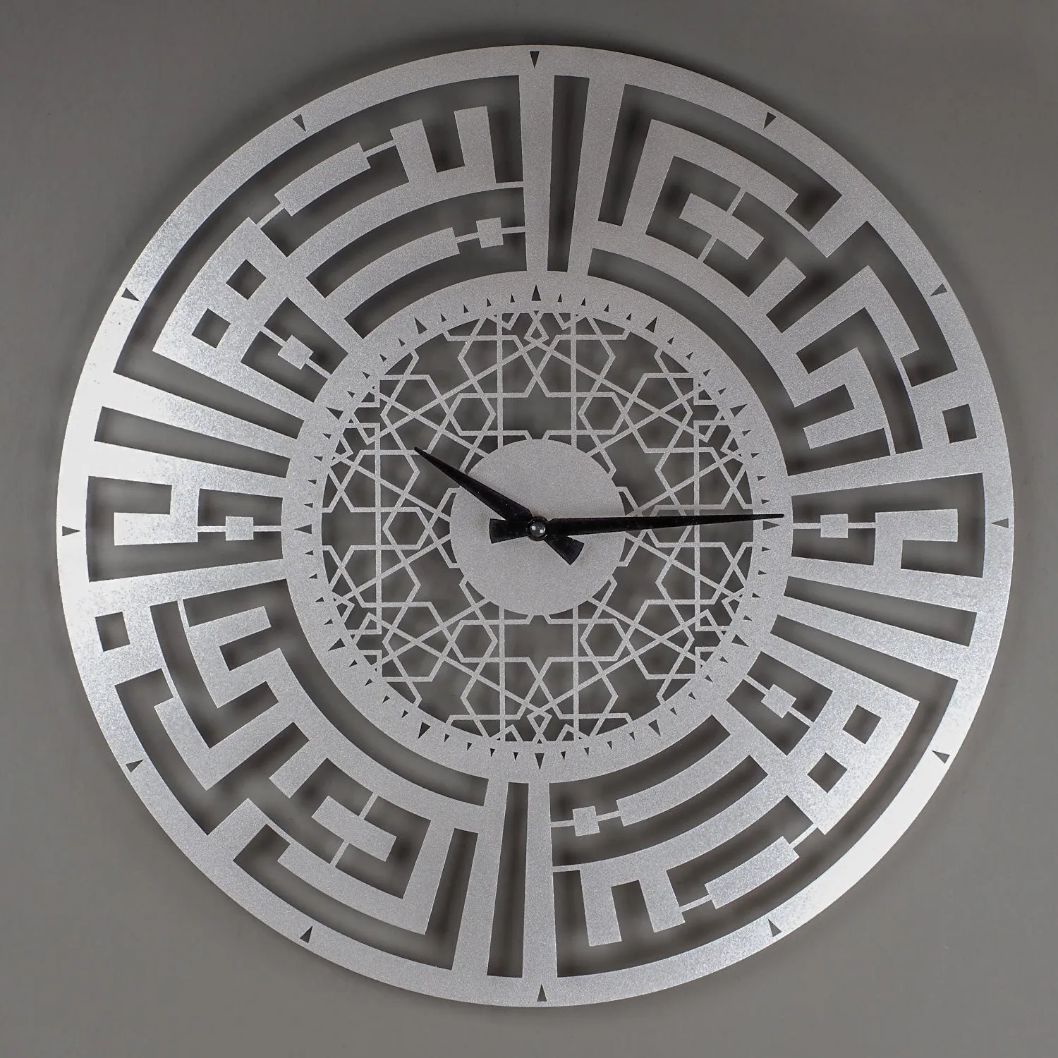 Sabr and Salat (Patience and Pray) Written Kufic Metal Wall Clock - WAMS003