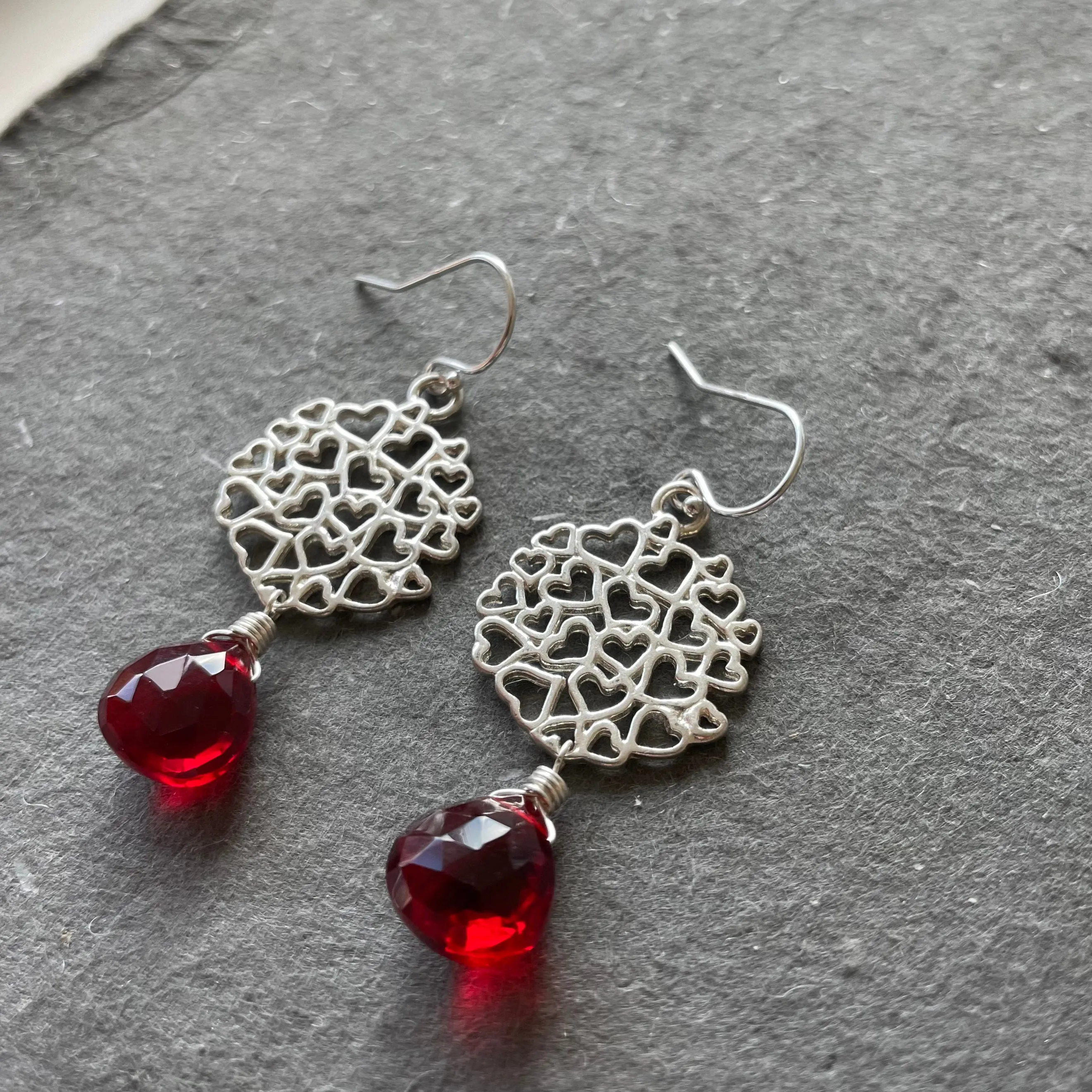 Viva Magenta Quartz Heart Earrings